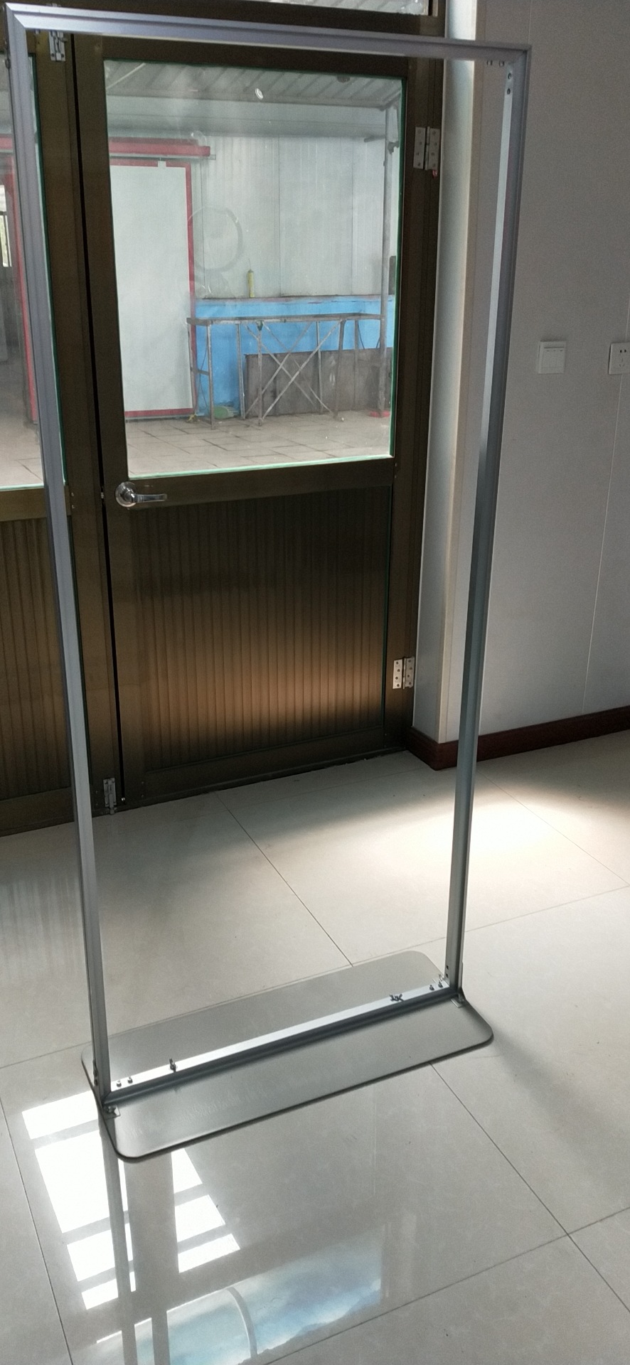 Door type display stand vertical floor kt board 27 02