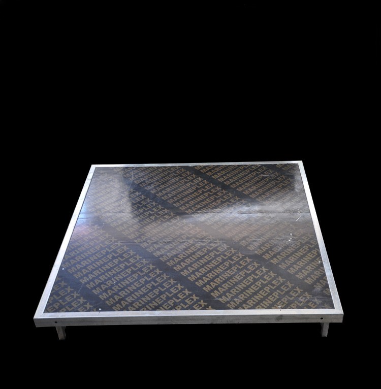 Easy to build a T-stage for performances and events 34 02